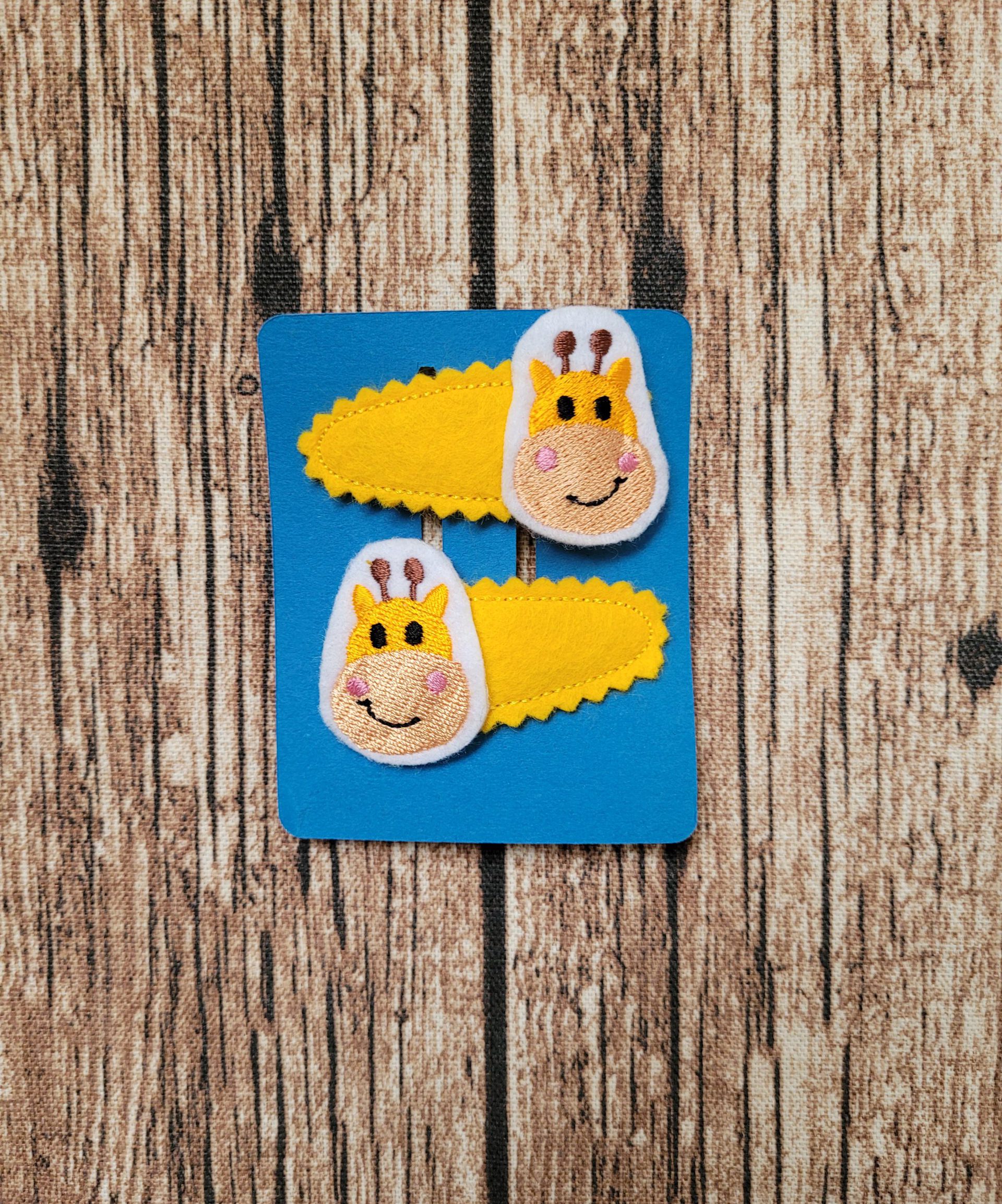 Filzhaarspangen, bestickte Haarspangenhülle aus Filz, Mädchenhaarspangen. Geschenkidee, Mitgebsel auf dem Kindergeburtstag