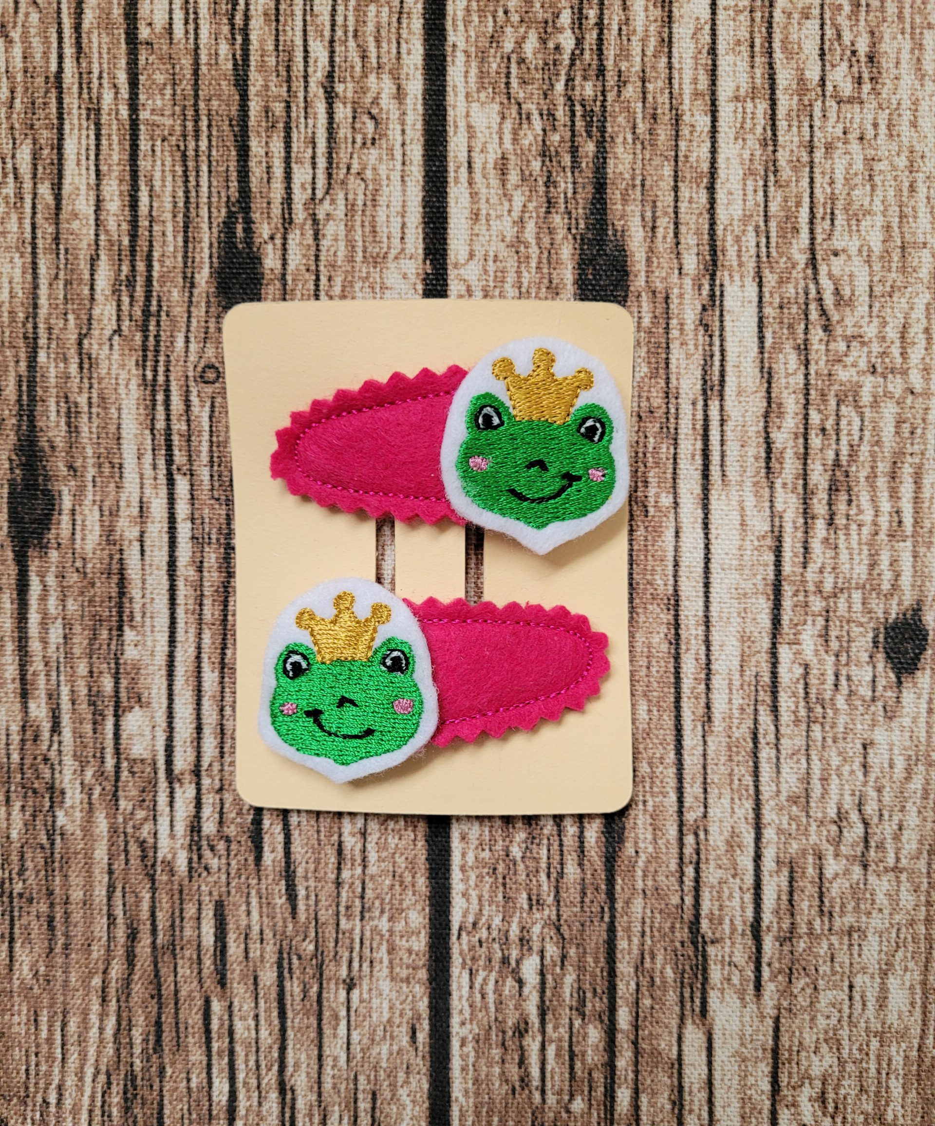 Filzhaarspangen, bestickte Haarspangenhülle aus Filz, Mädchenhaarspangen. Geschenkidee, Mitgebsel auf dem Kindergeburtstag